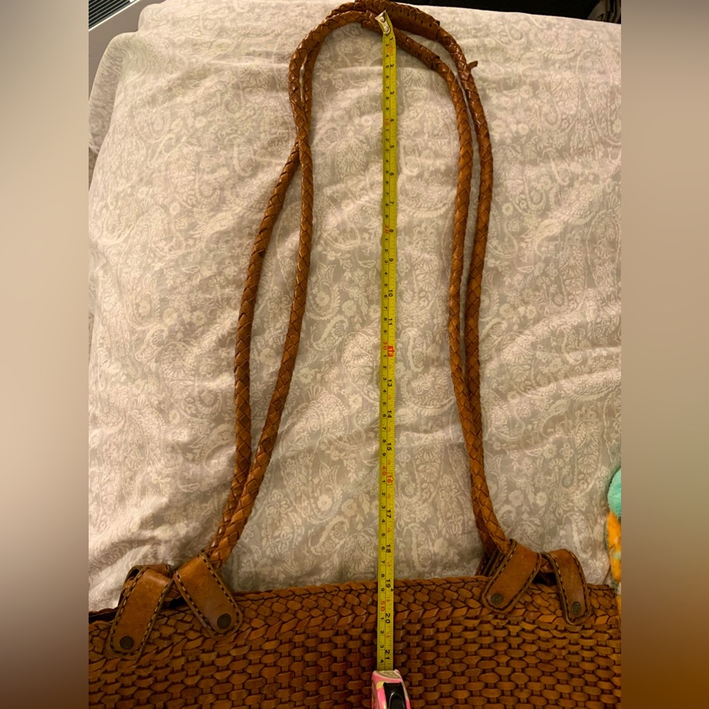 RARE   The J Peterman Co oversized leather tote